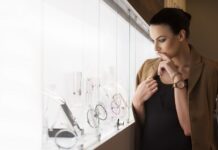 Bien accorder vos bijoux à vos tenues Accorder ses bijoux avec ses tenues